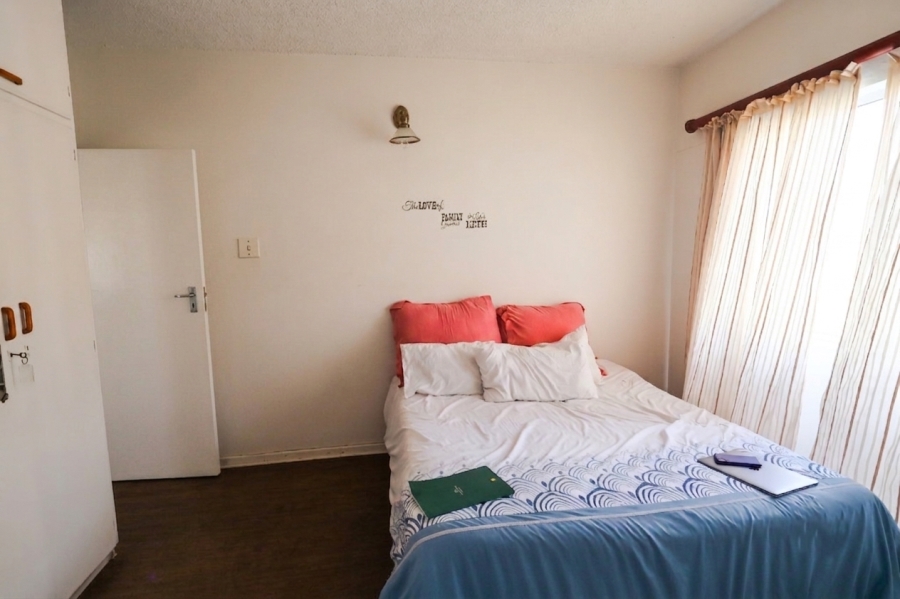 1 Bedroom Property for Sale in Quigney Eastern Cape